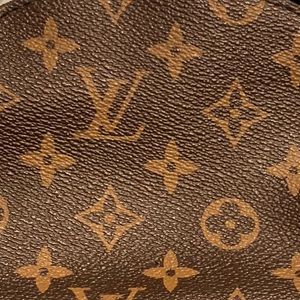 Meet your Posher, Elisa